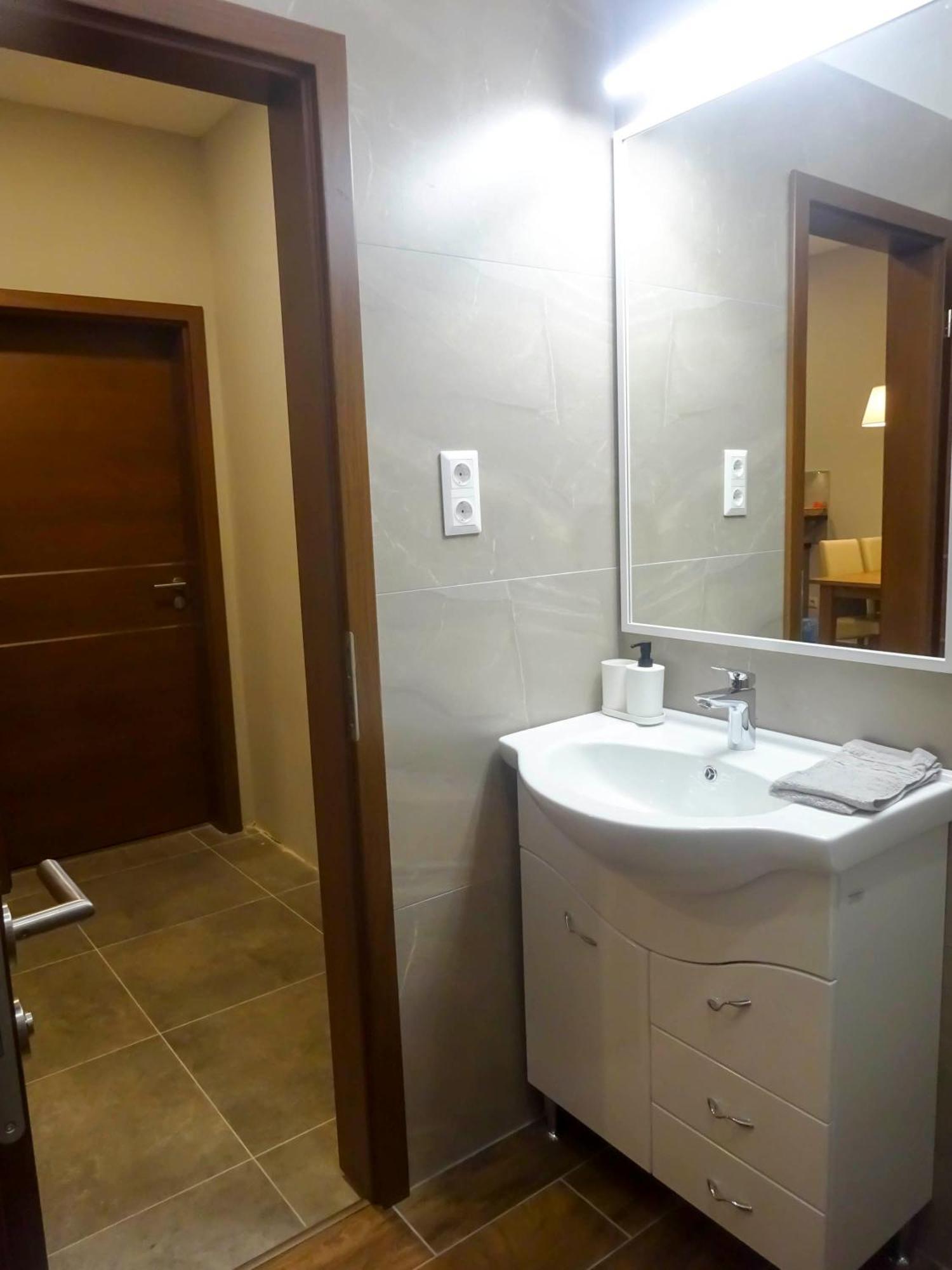 Corvin Point Rooms And Apartments Budapest Luaran gambar