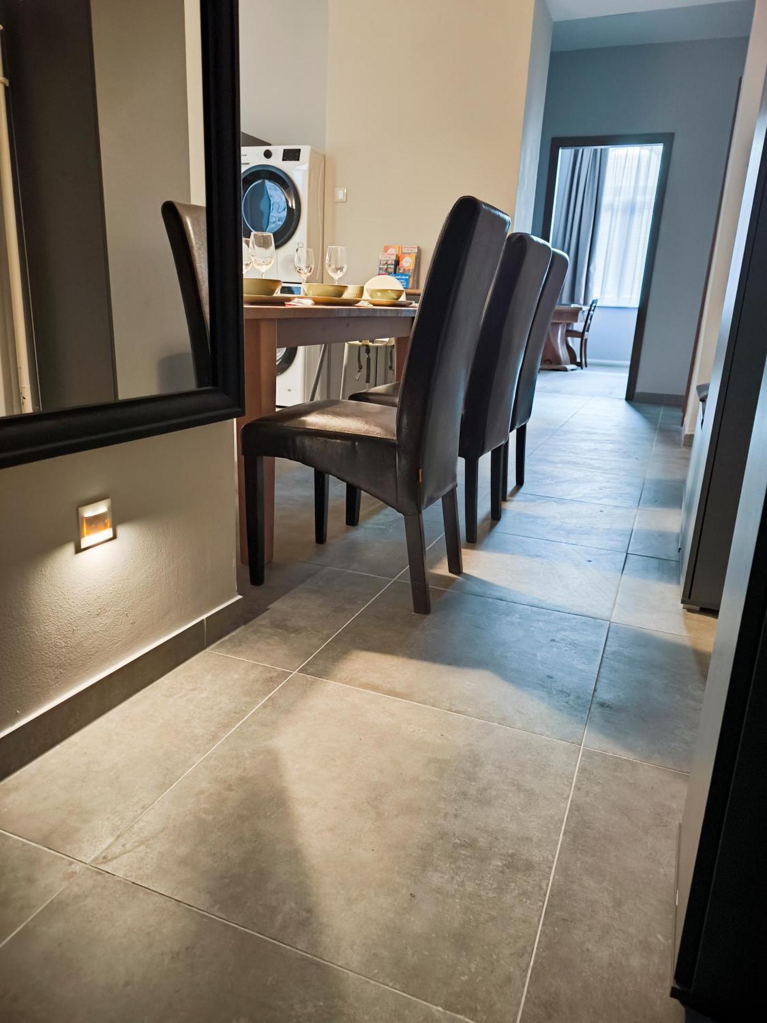 Corvin Point Rooms And Apartments Budapest Luaran gambar